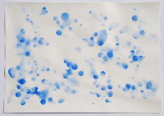 Z cyklu Modré z nebe, akvarel na papíře, 100 x 70 cm, 2022, foto: Eva Pejchalová v Brandýse nad Labem